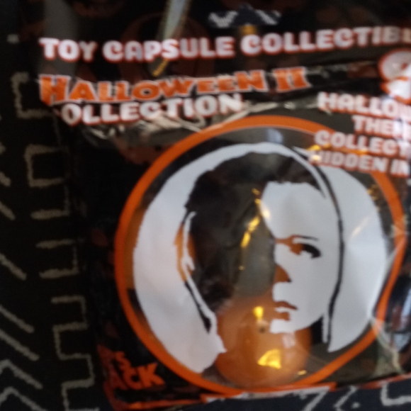 NECA Halloween II Toy Capsule Collectables - Picture 2 of 3